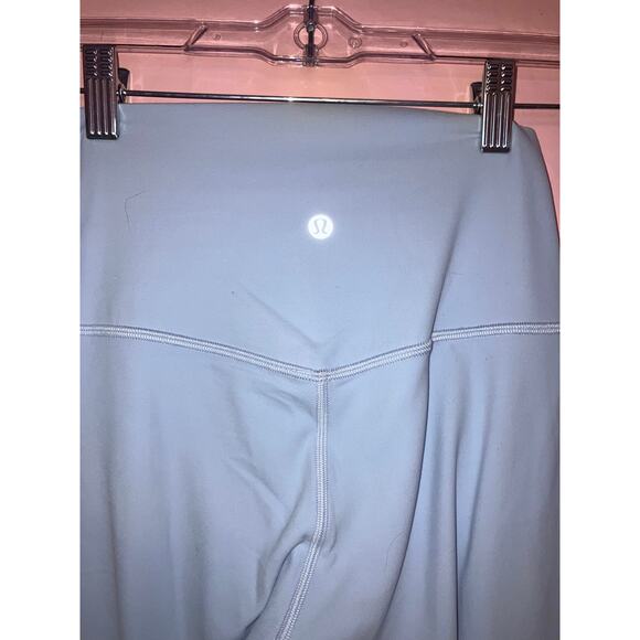 Lululemon light blue full length activewear leggings size 4 - Picture 2 of 4